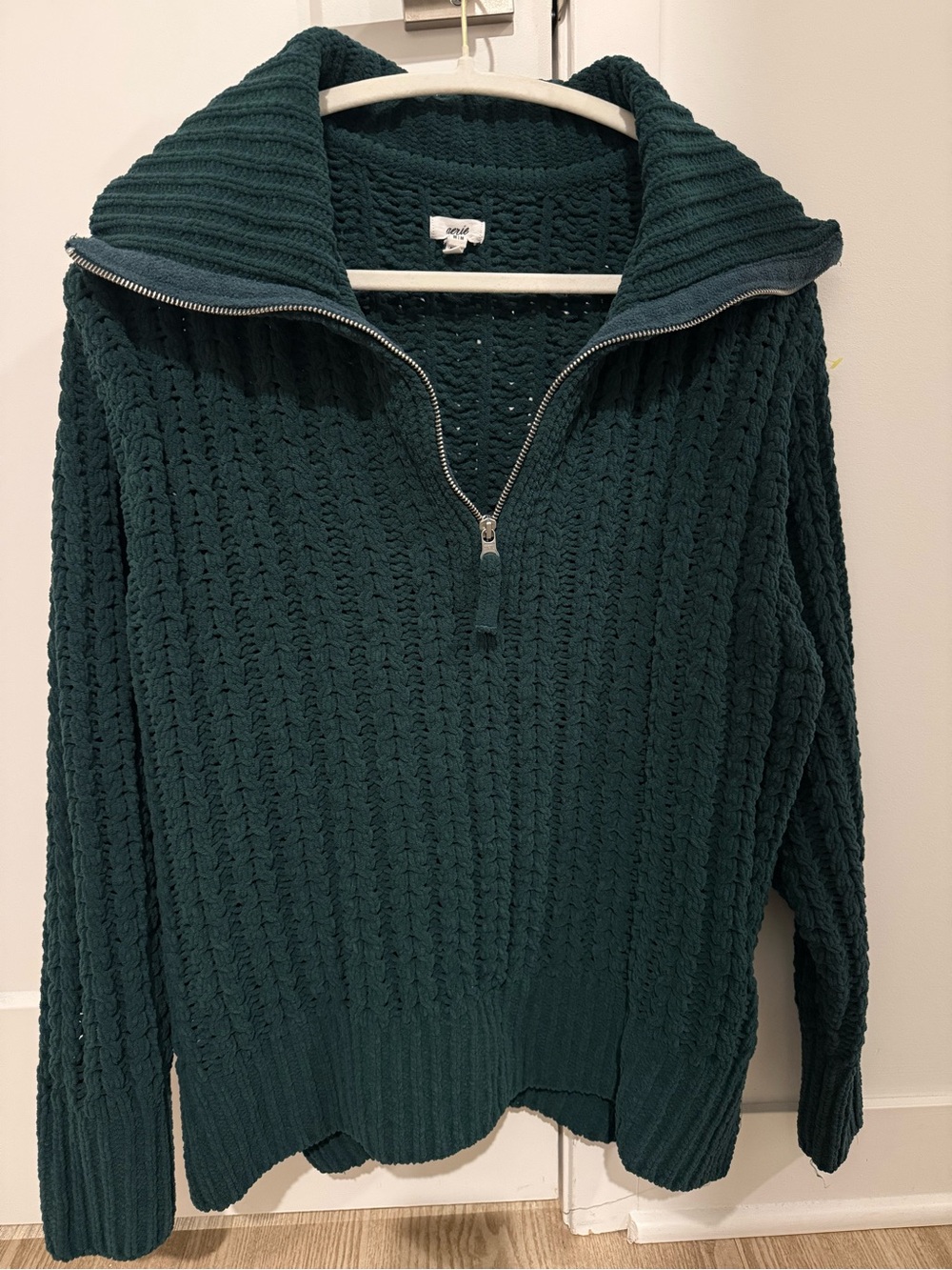 Aerie Chunky Half-Zip Cable Knit Sweater in Dark Green M